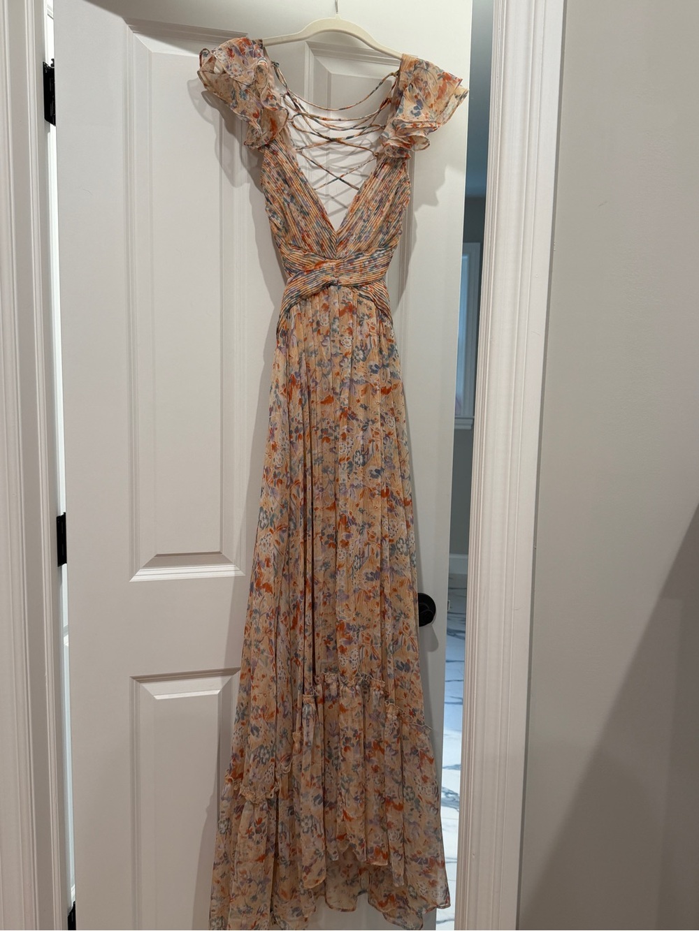 ASTR the Label Floral Lace-Up V-Neck Maxi Dress - Beige Floral